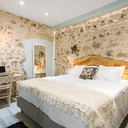 Amelia & Nicholas Stone *