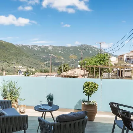 Amelia & Nicholas Stone