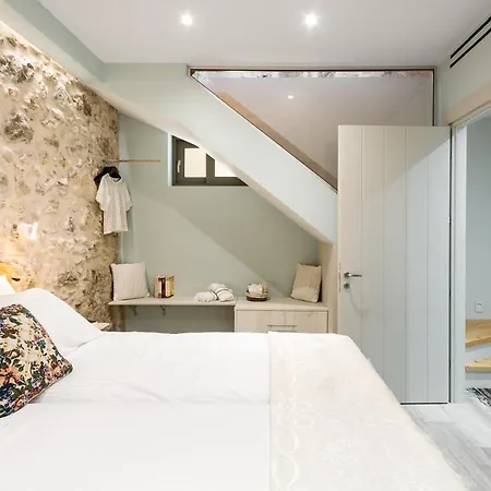 Amelia & Nicholas Stone *