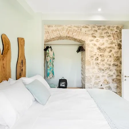 Amelia & Nicholas Stone *