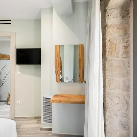 Amelia & Nicholas Stone * Doukádes