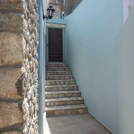 Appartement Amelia & Nicholas Stone Doukádes