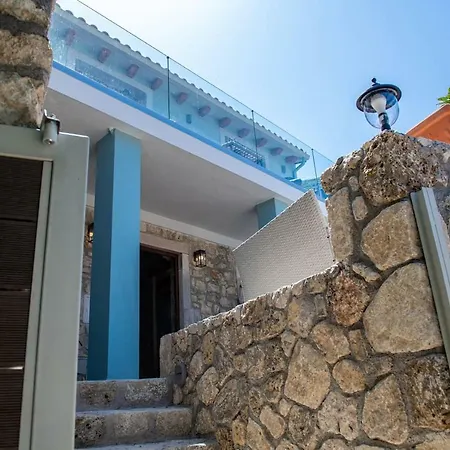 Amelia & Nicholas Stone