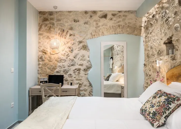 Amelia & Nicholas Stone Apartamento Doukádes